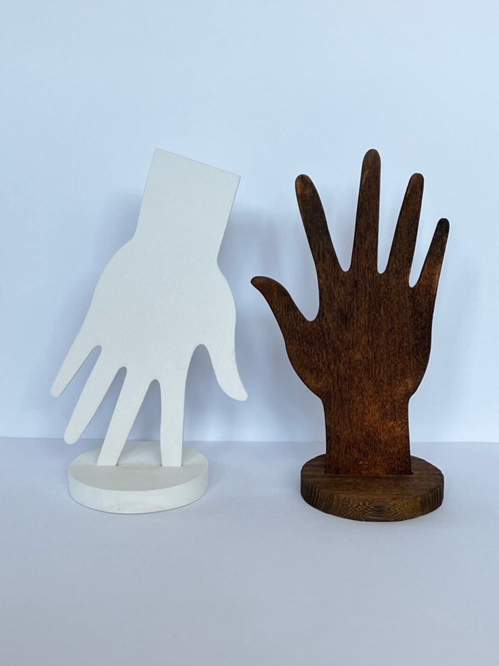 Two Reversible Hand Displays